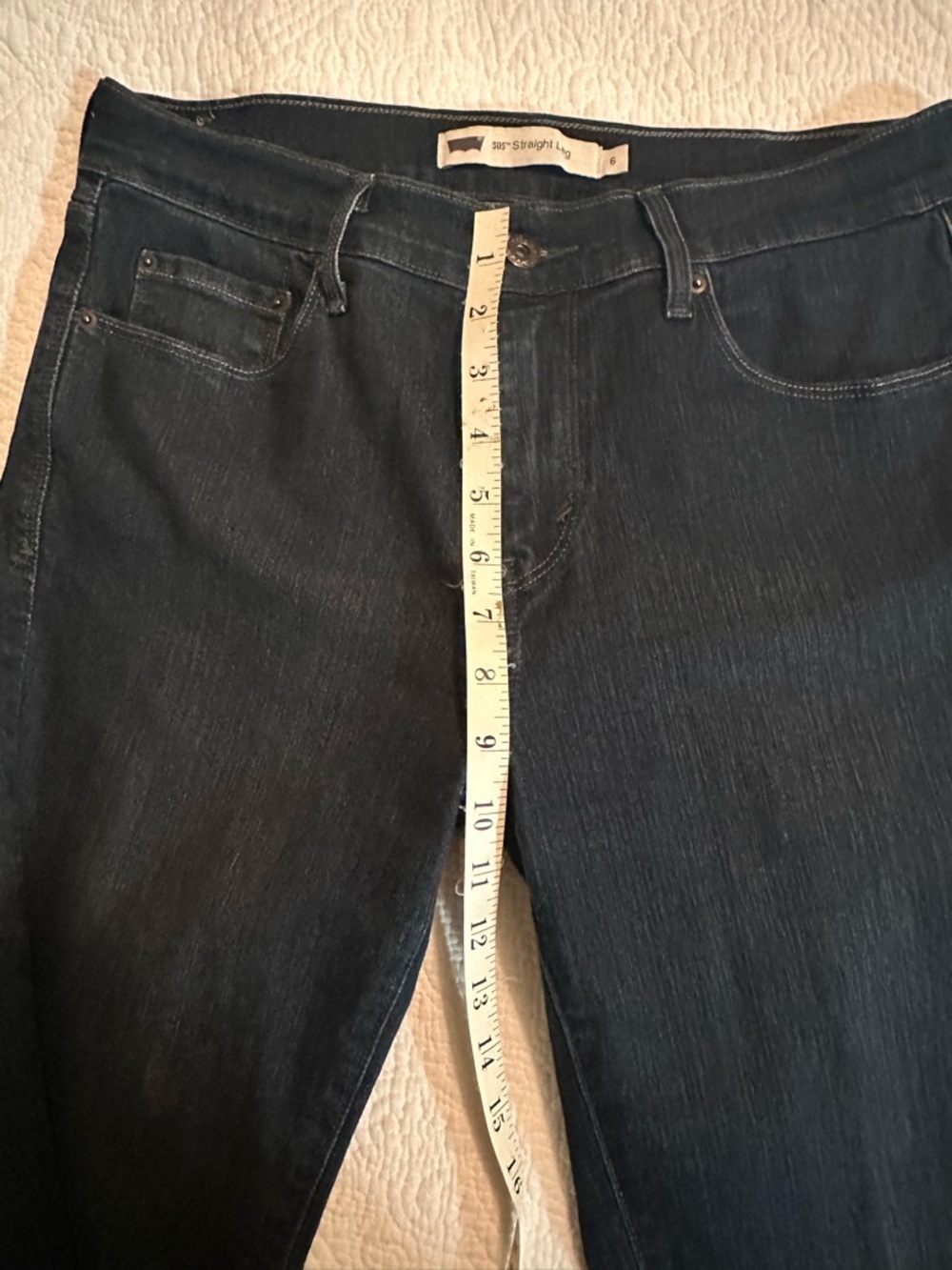 Levi's Women’s 505 Dark Wash Straight Jeans 6 - Picture 7 of 10